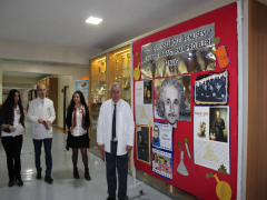 Evrensel Kolej